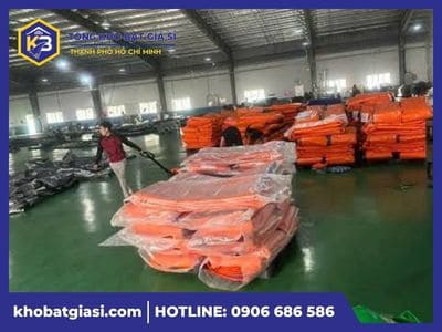 Bạt che công trình