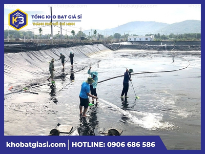 Thi công bạt HDPE tận nơi